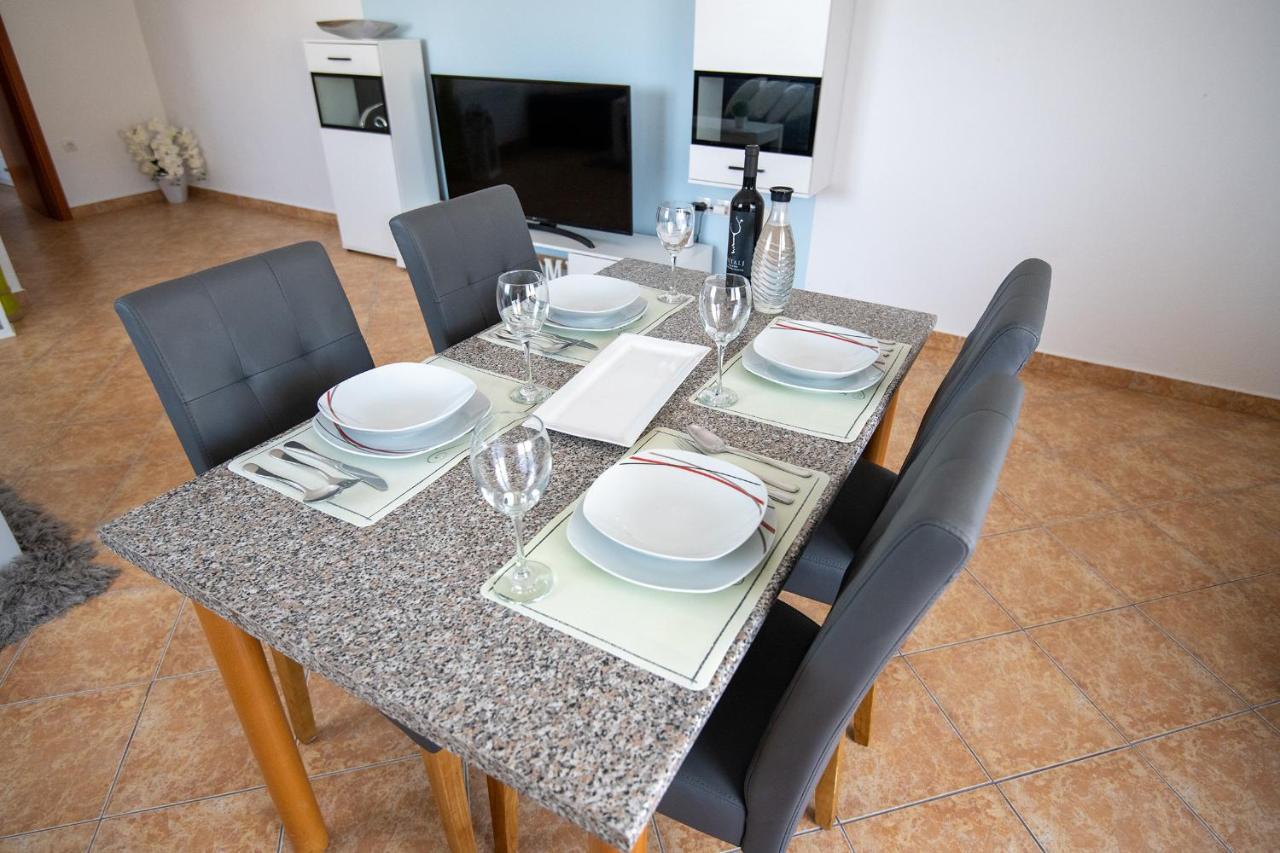 Apartments Mamut Trogir Exterior foto