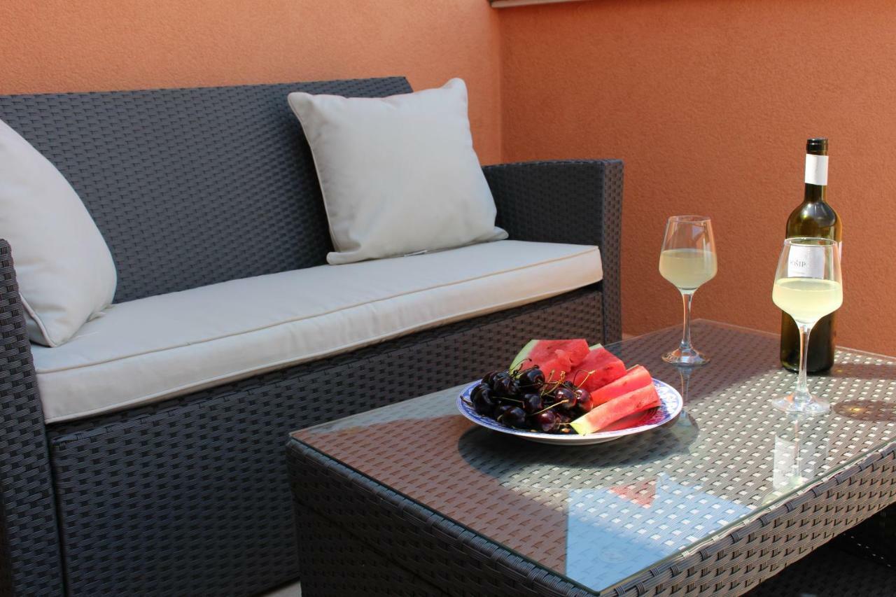 Apartments Mamut Trogir Exterior foto